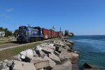 Y505 pulls down along the breakwall while performing its last switching moves at Dunn